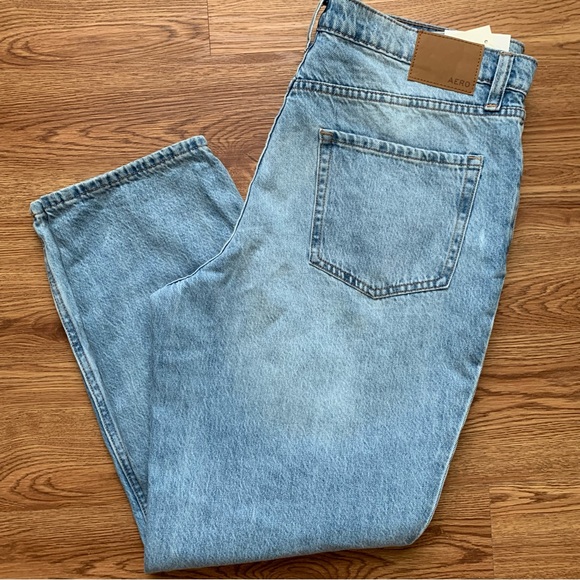 Aeropostale Mom Jeans - Picture 3 of 4